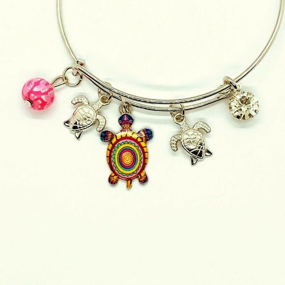 Beaded Sea Turtle Charm Colorful Bangle Bracelet - Picture 2 of 5
